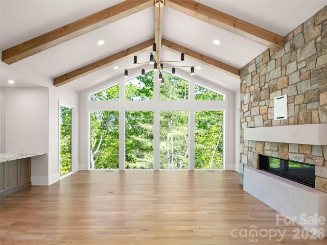 87 Misty Valley Parkway, Arden, NC 28704