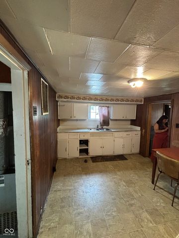 100 NW G Street, Richmond, IN 47374