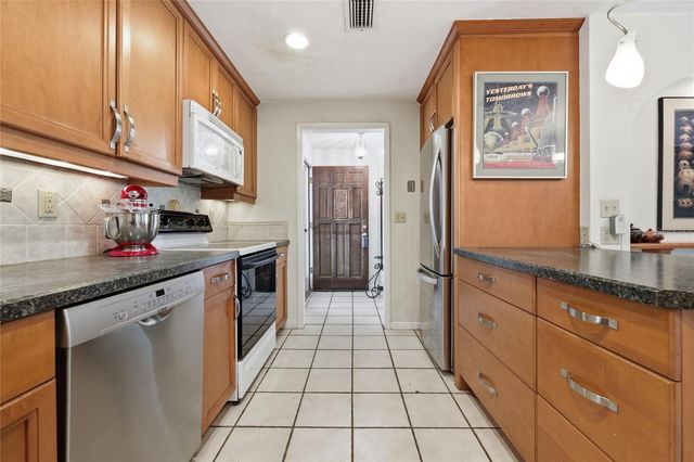 17611 NW 266TH STREET, High Springs, FL 32643
