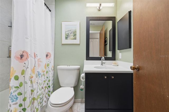 17611 NW 266TH STREET, High Springs, FL 32643