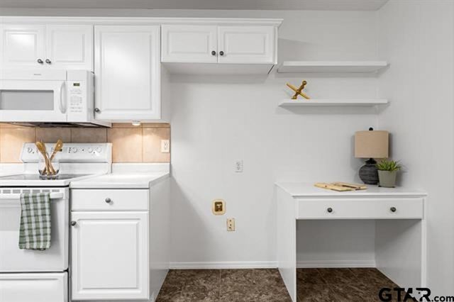 1807 Paverstone Lane, Longview, TX 75605