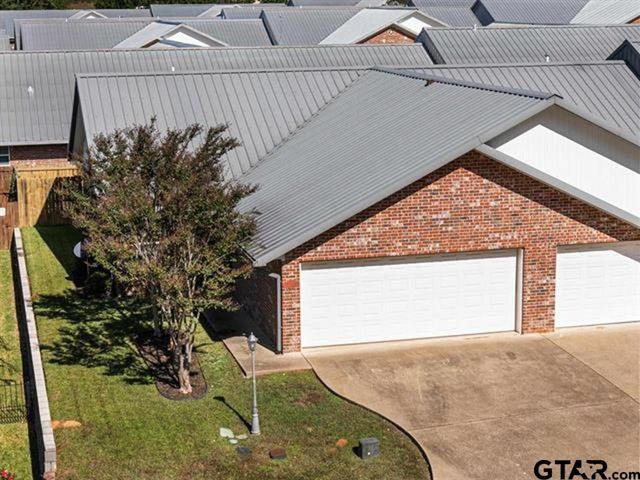 1807 Paverstone Lane, Longview, TX 75605