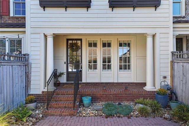 6088 Holly Park Lane SE, Mableton, GA 30126