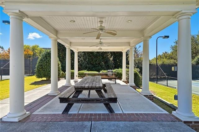 6088 Holly Park Lane SE, Mableton, GA 30126