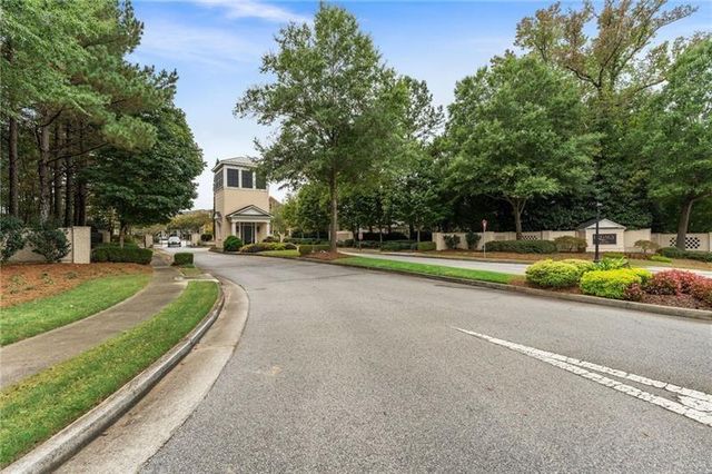 6088 Holly Park Lane SE, Mableton, GA 30126