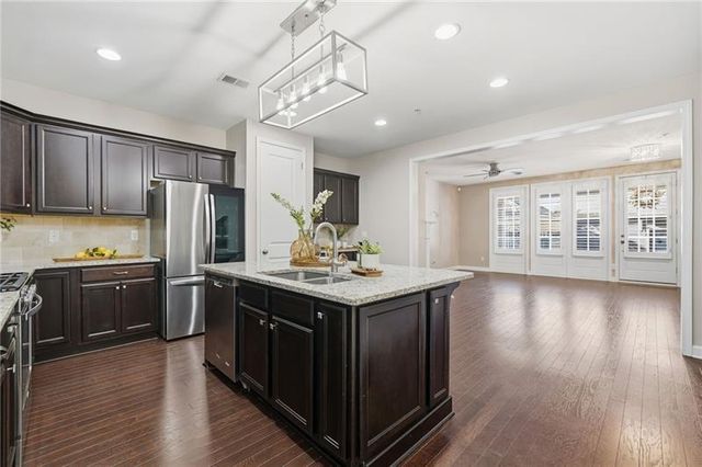 6088 Holly Park Lane SE, Mableton, GA 30126