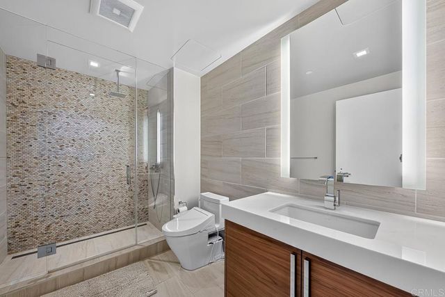 888 W E Street 3006, San Diego, CA 92101