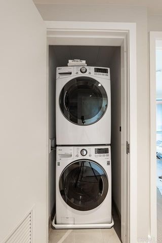 888 W E Street 3006, San Diego, CA 92101