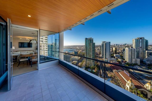888 W E Street 3006, San Diego, CA 92101