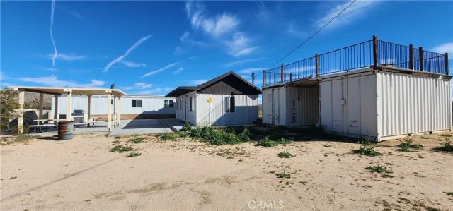 6042 Milne Road, Landers, CA 92285