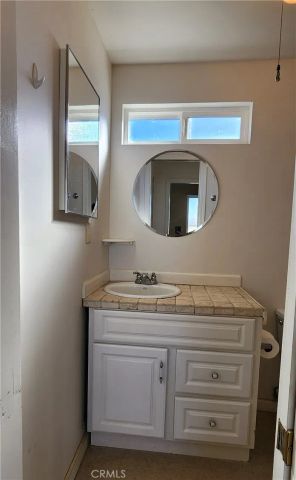 6042 Milne Road, Landers, CA 92285