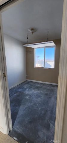 6042 Milne Road, Landers, CA 92285