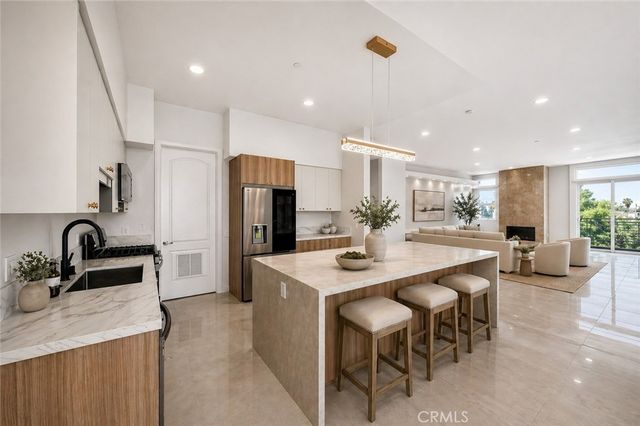 401 N Serrano PH3, Los Angeles, CA 90004