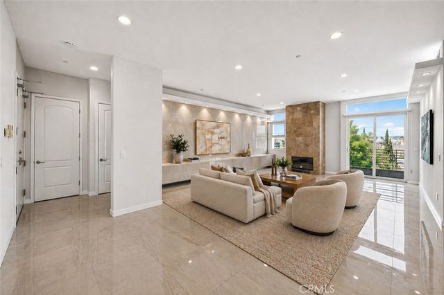 401 N Serrano PH3, Los Angeles, CA 90004