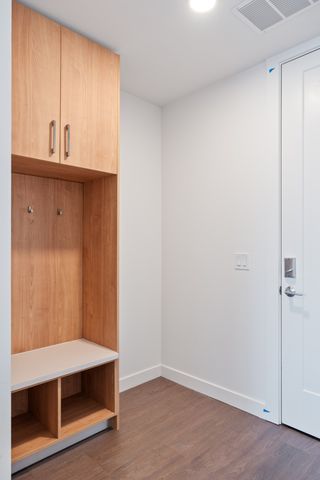 1212 Demonbreun St Apt 909, Nashville, TN 37203