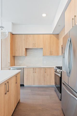 1212 Demonbreun St Apt 909, Nashville, TN 37203