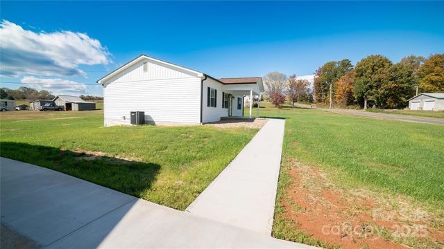 5894 Fisher Davis Road, Morganton, NC 28655