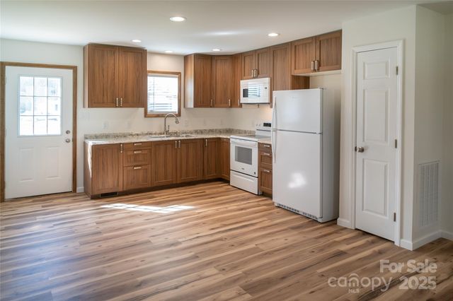 5894 Fisher Davis Road, Morganton, NC 28655