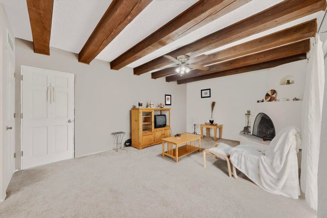 2810 Calle Campeon, Santa Fe, NM 87505