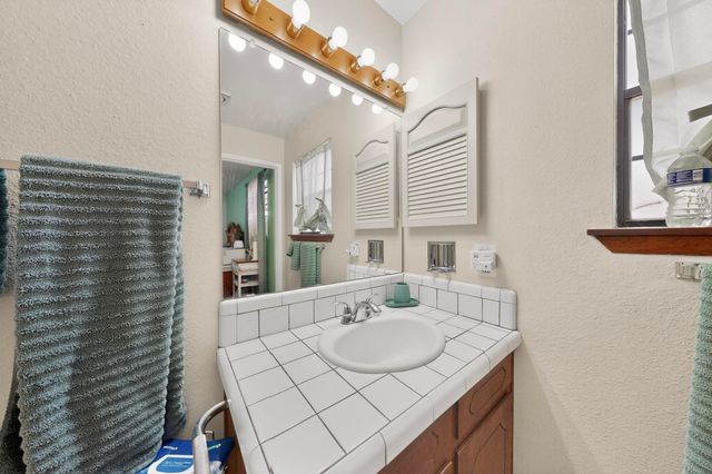 2810 Calle Campeon, Santa Fe, NM 87505