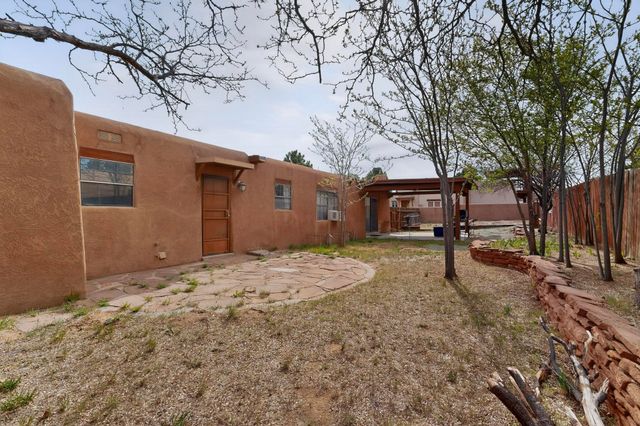 2810 Calle Campeon, Santa Fe, NM 87505