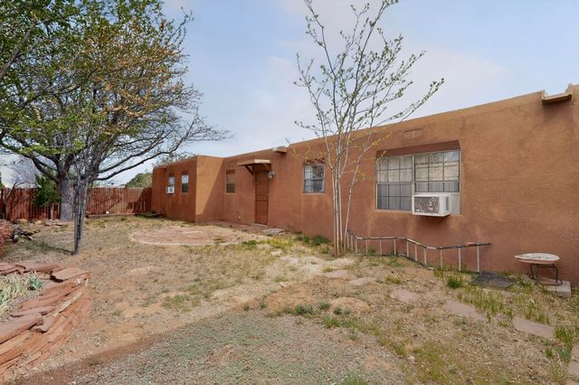 2810 Calle Campeon, Santa Fe, NM 87505