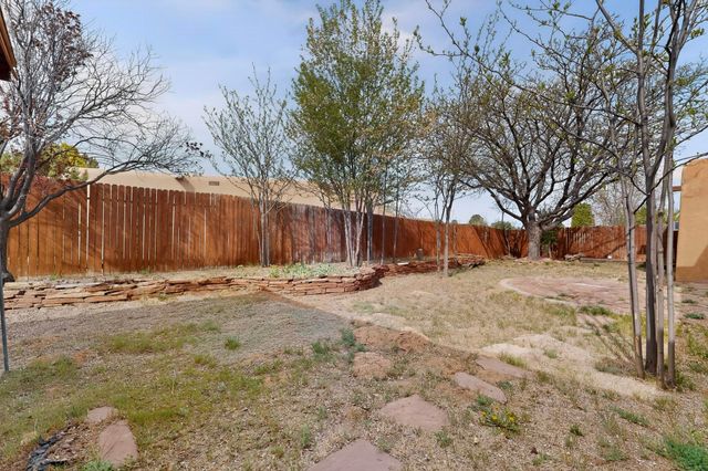 2810 Calle Campeon, Santa Fe, NM 87505