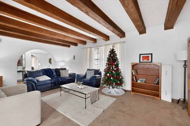 2810 Calle Campeon, Santa Fe, NM 87505