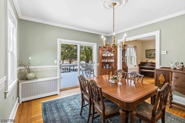 2 Longview Ter, Morristown Town, NJ 07960