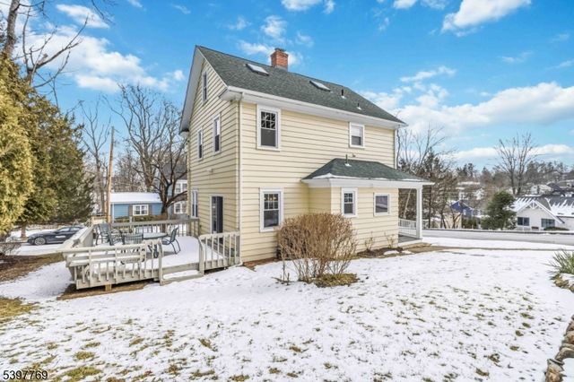 2 Longview Ter, Morristown Town, NJ 07960