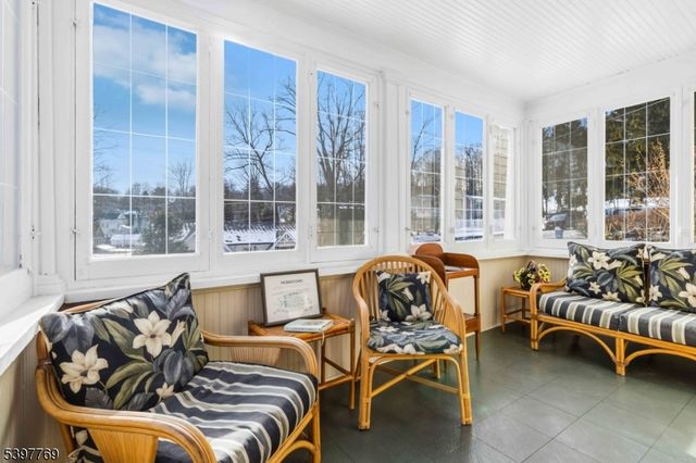 2 Longview Ter, Morristown Town, NJ 07960