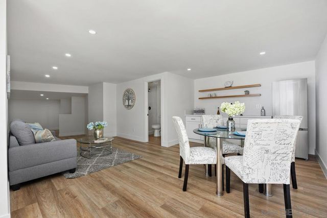 1112 Starview Dr, Vista, CA 92084