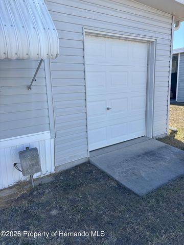 12389 Conde Drive, Brooksville, FL 34613