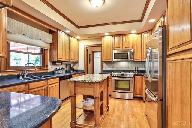 9424 Kemper Grove Lane, Symmes Twp, OH 45140