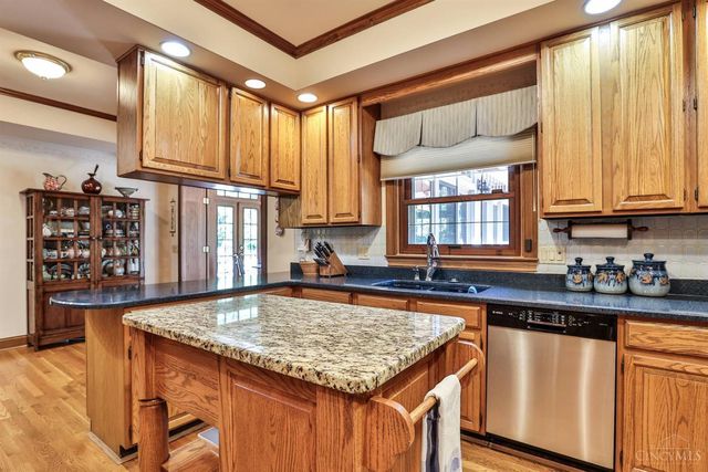 9424 Kemper Grove Lane, Symmes Twp, OH 45140