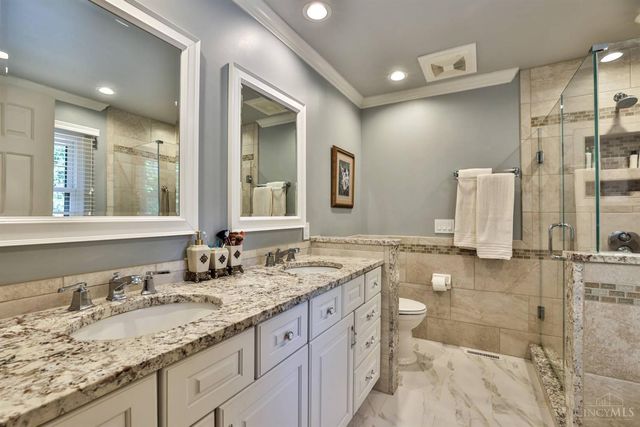 9424 Kemper Grove Lane, Symmes Twp, OH 45140