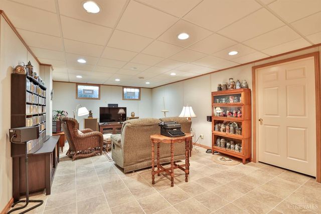 9424 Kemper Grove Lane, Symmes Twp, OH 45140