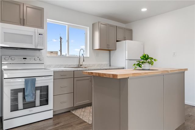 4392 S Rio Verde Drive, Fort Mohave, AZ 86426