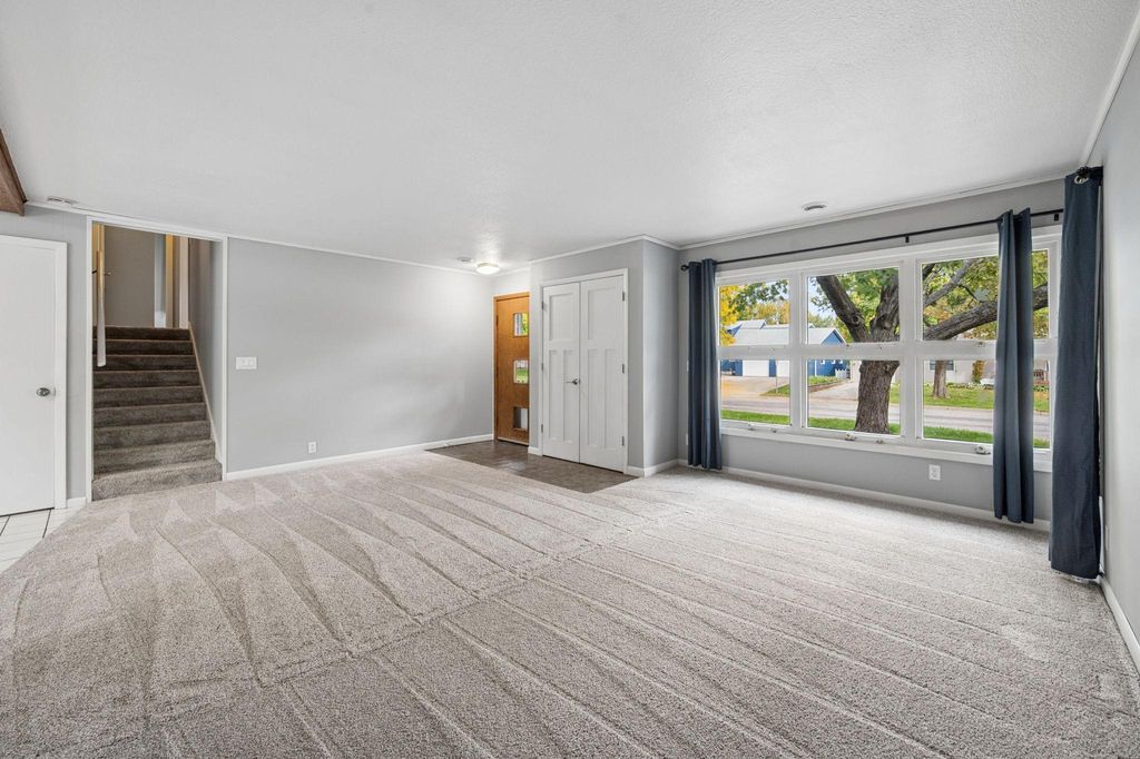 718 E River Street, Monticello, MN 55362 — photo 5