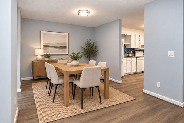 303 Maple Brook Rd. 303, Bellingham, MA 02019