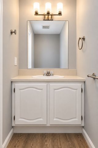 303 Maple Brook Rd. 303, Bellingham, MA 02019