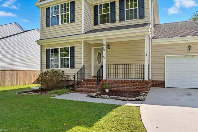 1949 Rockwood Dr, Chesapeake, VA 23323