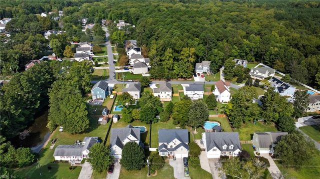 1949 Rockwood Dr, Chesapeake, VA 23323