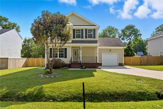 1949 Rockwood Dr, Chesapeake, VA 23323