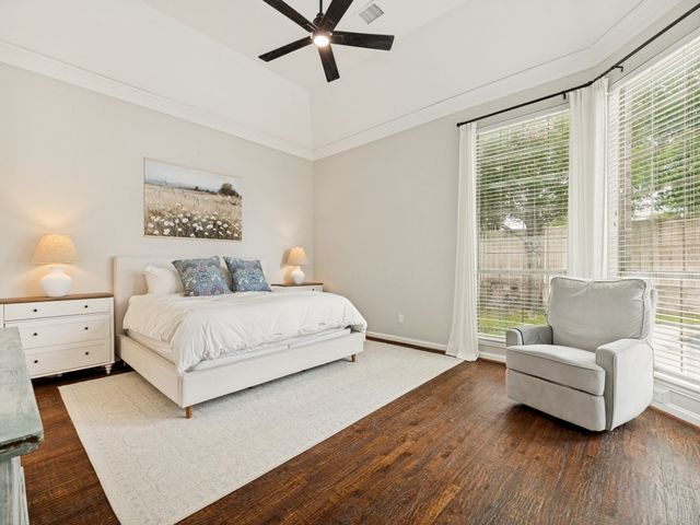 1001 Thornapple Drive, Mckinney, TX 75071