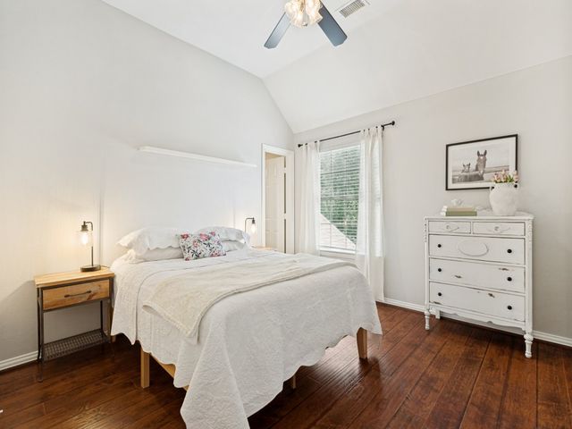 1001 Thornapple Drive, Mckinney, TX 75071