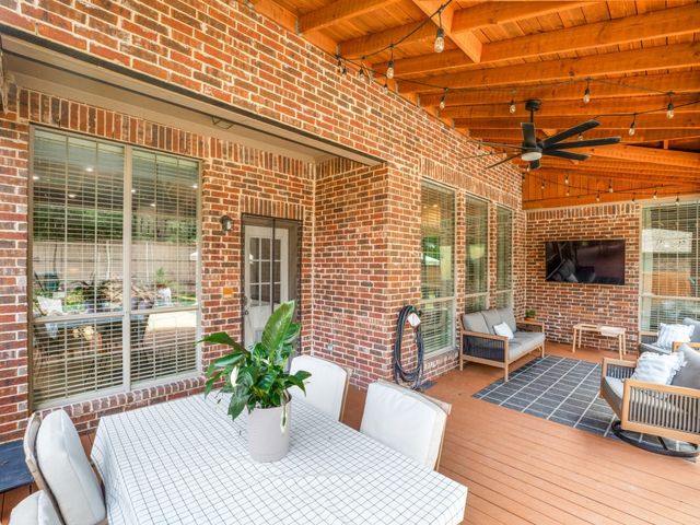 1001 Thornapple Drive, Mckinney, TX 75071