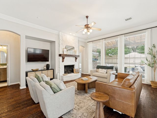 1001 Thornapple Drive, Mckinney, TX 75071