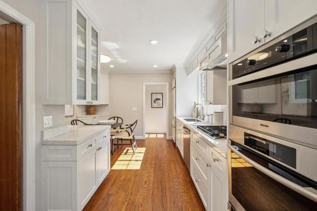 1770 Fulton Street, Palo Alto, CA 94303