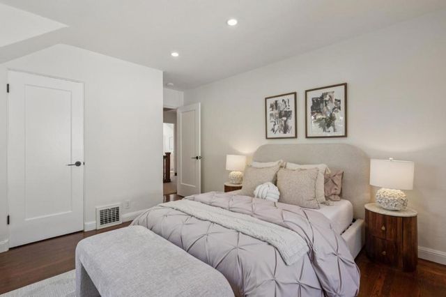 1770 Fulton Street, Palo Alto, CA 94303
